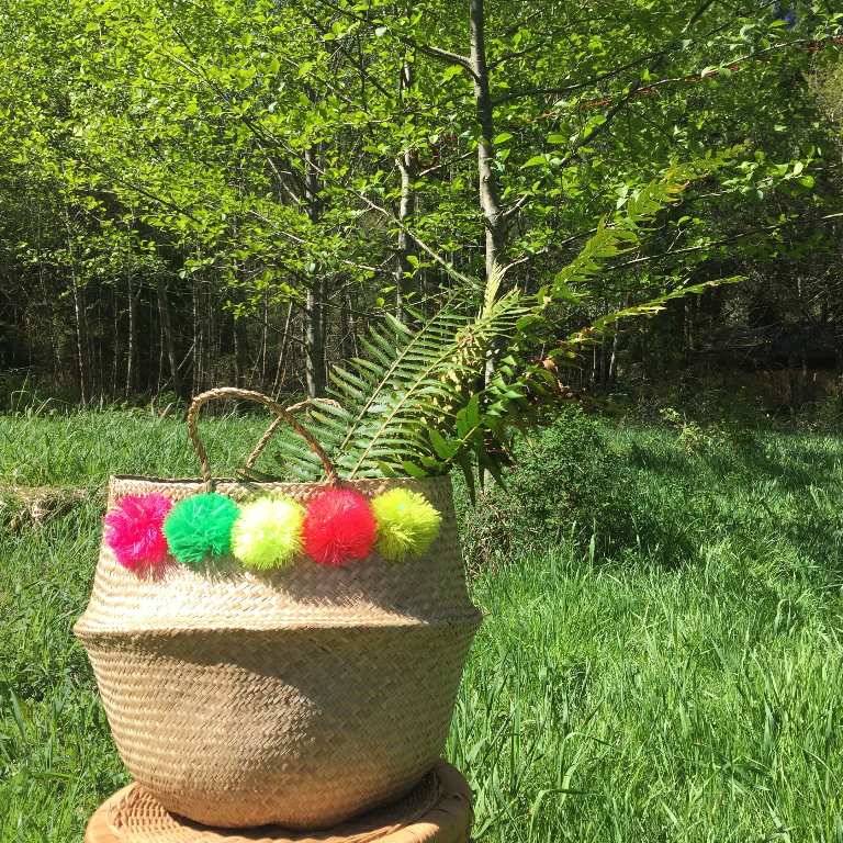 Eliza Gran Large Venice Neon Pom Pom Basket